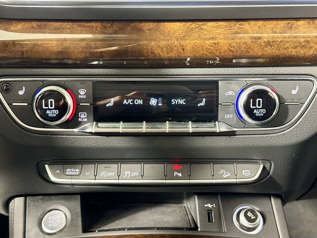 Used 2019 Audi Q5 2.0T Premium Plus w/ Premium Plus Package AWD/4WD image 16