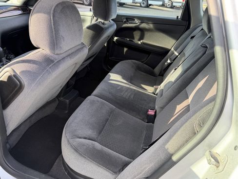 Used 2013 Chevrolet Impala LT w/ LT Sunroof Package FWD image 12