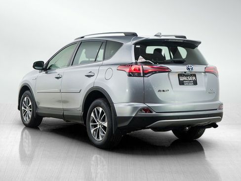 Used 2018 Toyota RAV4 XLE w/ Convenience Package image 3