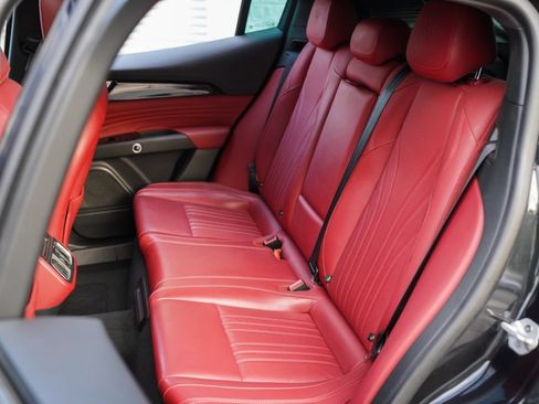 Used 2023 Maserati Grecale Modena AWD/4WD image 23