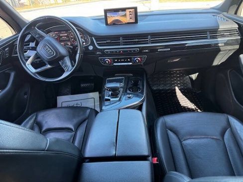 Used 2017 Audi Q7 3.0T Premium Plus image 34