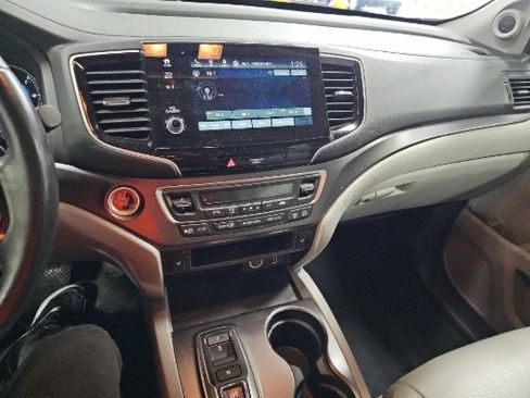 Used 2022 Honda Pilot EX-L image 16