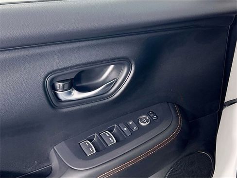 Certified 2025 Honda HR-V Sport image 17