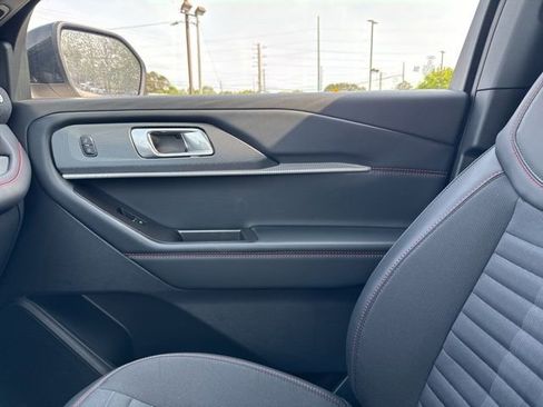 New 2026 Ford Explorer ST-Line image 39