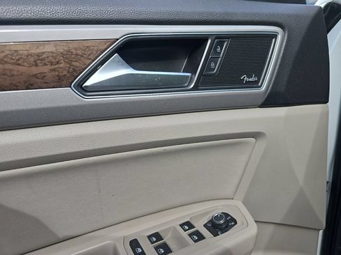 Used 2018 Volkswagen Atlas SEL Premium AWD/4WD image 6