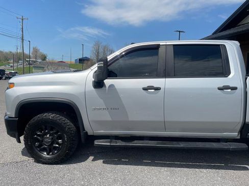 Used 2020 Chevrolet Silverado 3500 W/T w/ WT Convenience Package AWD/4WD image 2