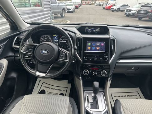 Used 2023 Subaru Forester Premium image 19