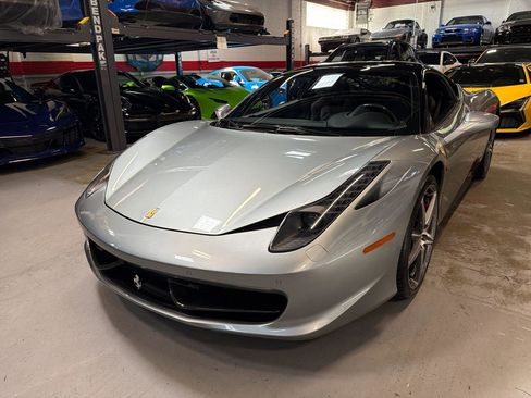 Used 2013 Ferrari 458 Italia Coupe RWD image 11
