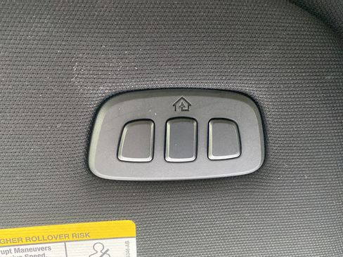 Certified 2024 Ford F150 Lariat AWD/4WD image 40