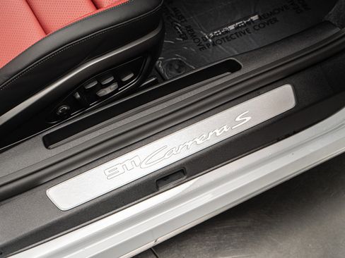 Used 2026 Porsche 911 Carrera S image 30