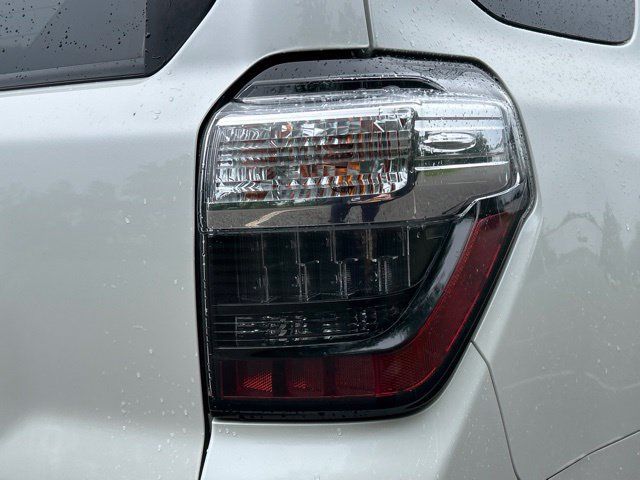 Used 2021 Toyota 4Runner Nightshade AWD/4WD image 10