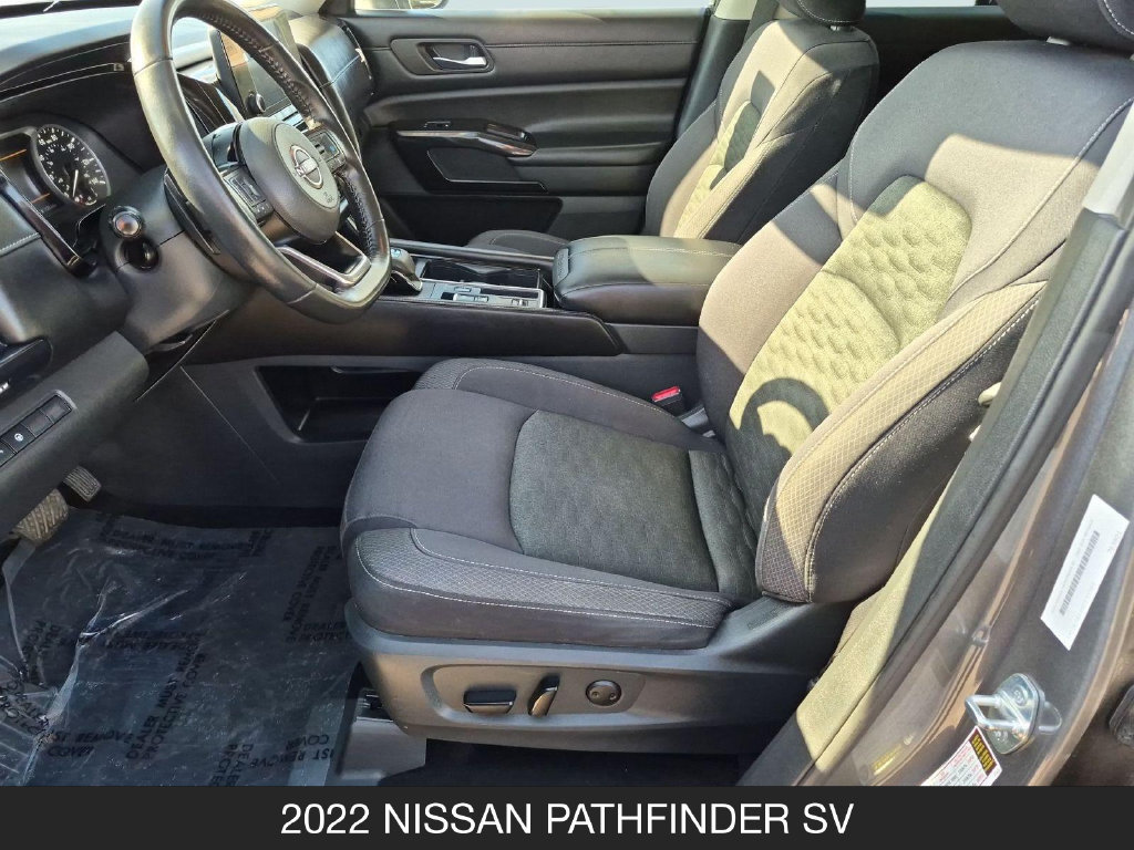 Used 2022 Nissan Pathfinder SV FWD image 14