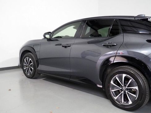 Used 2023 Lexus RZ 450e Premium image 44