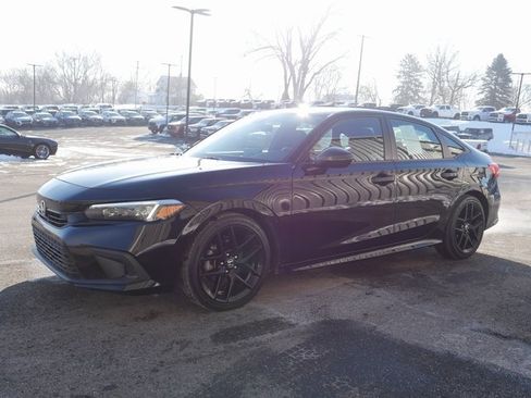 Used 2024 Honda Civic Sport image 6