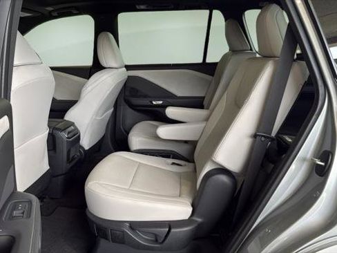 Certified 2025 Lexus TX 350 AWD w/ Technology Package image 15