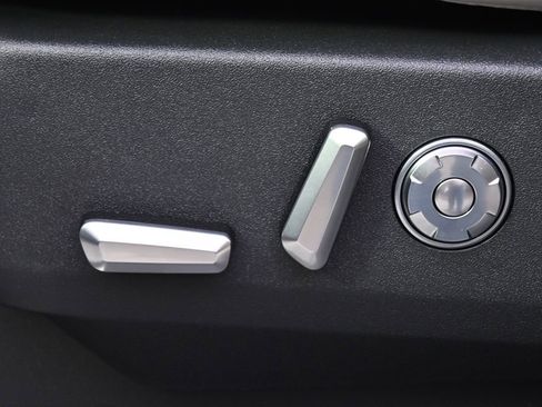 New 2025 Lincoln Navigator L Reserve image 14