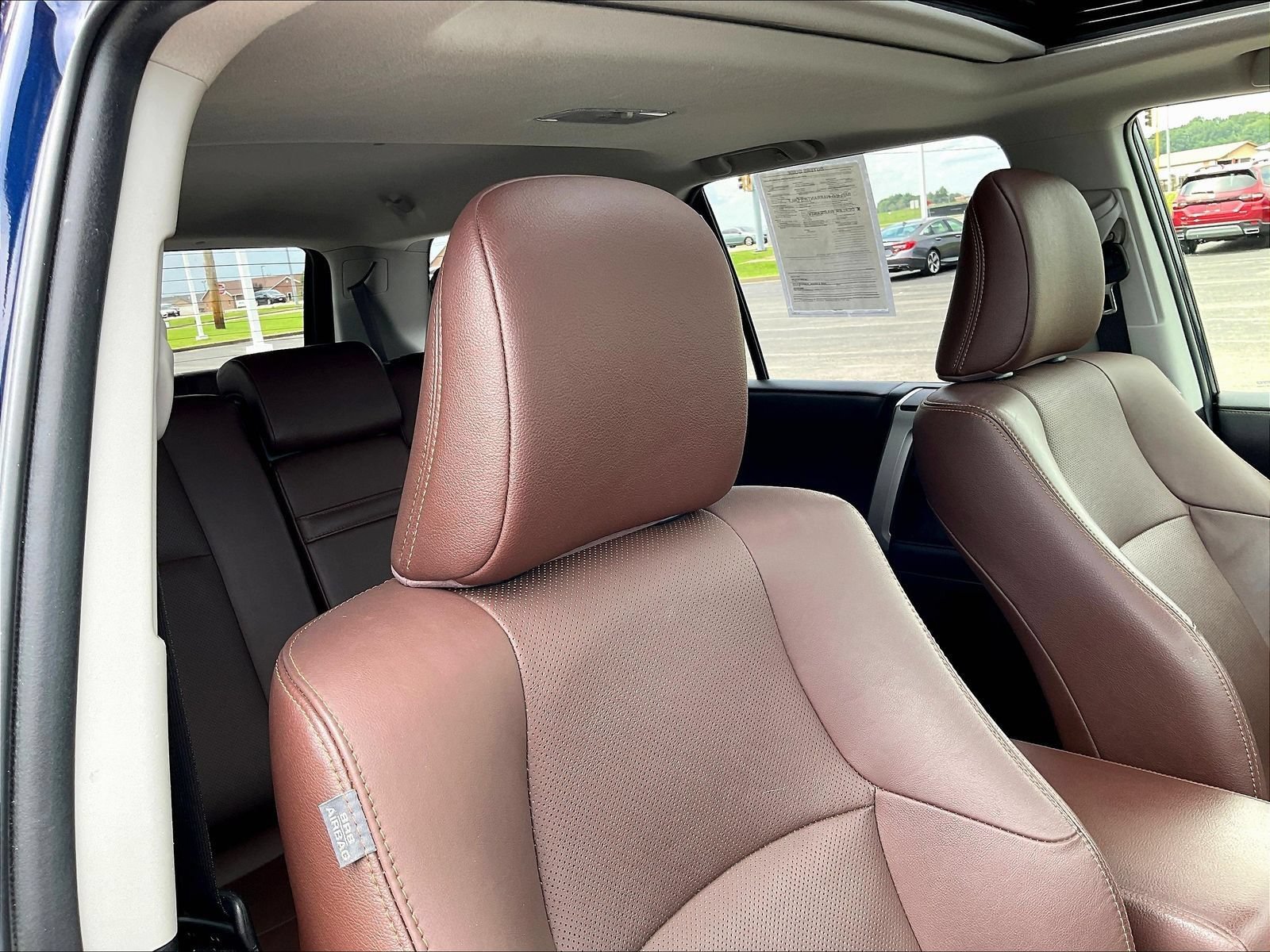 Used 2022 Toyota 4Runner Limited AWD/4WD image 26