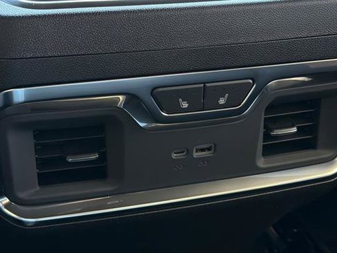 New 2026 Chevrolet Silverado 1500 High Country w/ Technology Package AWD/4WD image 14