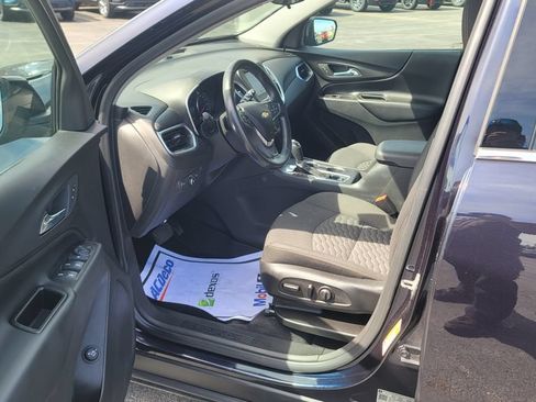 Used 2020 Chevrolet Equinox LT w/ Driver Convenience Package FWD image 18