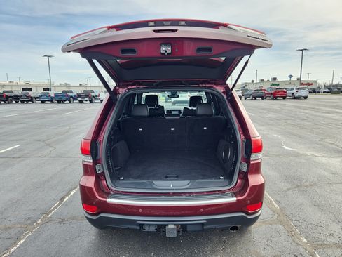 Used 2020 Jeep Grand Cherokee Limited w/ Luxury Group II image 10