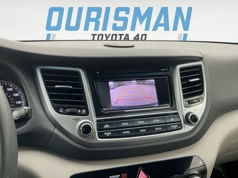 Used 2017 Hyundai Tucson SE image 22