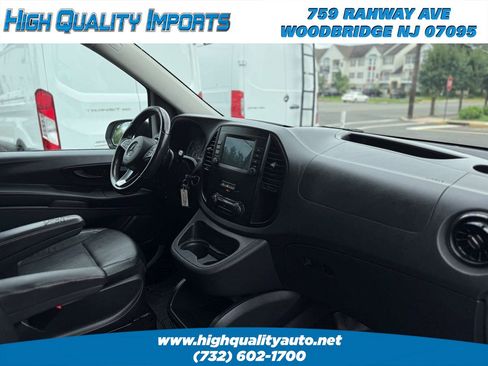 Used 2021 Mercedes-Benz Metris image 28