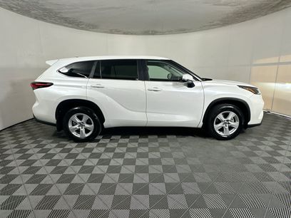 Certified 2025 Toyota Highlander LE