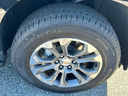 Used 2025 Chevrolet Tahoe LT image 26