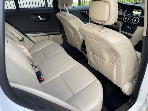 Used 2015 Mercedes-Benz GLK 250 BlueTEC 4MATIC image 15