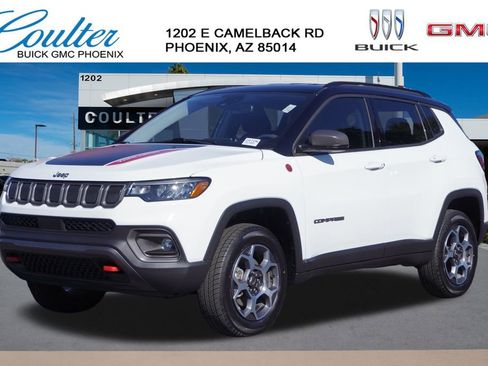 Used 2022 Jeep Compass Trailhawk image 1
