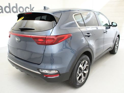 Used 2020 Kia Sportage LX w/ LX Popular Package AWD/4WD image 10