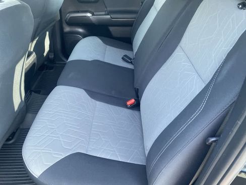 Used 2023 Toyota Tacoma TRD Sport image 21