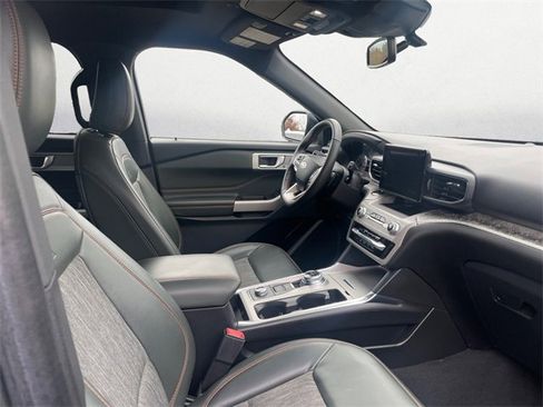 Used 2023 Ford Explorer Timberline w/ Timberline Technology Package image 15
