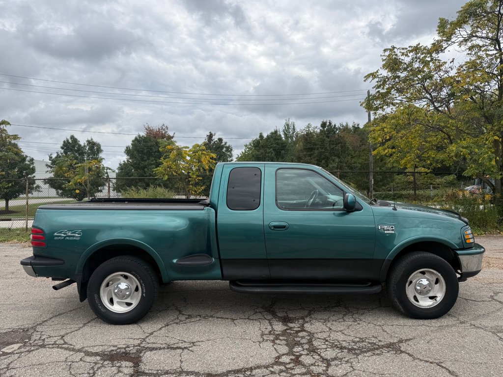 Used 1998 Ford F150 4x4 SuperCab image 2