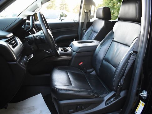 Used 2016 Chevrolet Tahoe LT w/ Luxury Package image 19