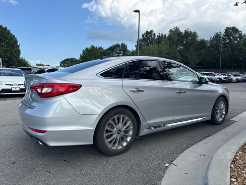 Used 2015 Hyundai Sonata Limited w/ Option Group 05 FWD image 7