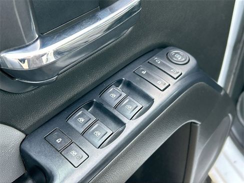 Used 2019 GMC Sierra 2500 Base 4D Crew Cab w/ Sierra Convenience Package image 20