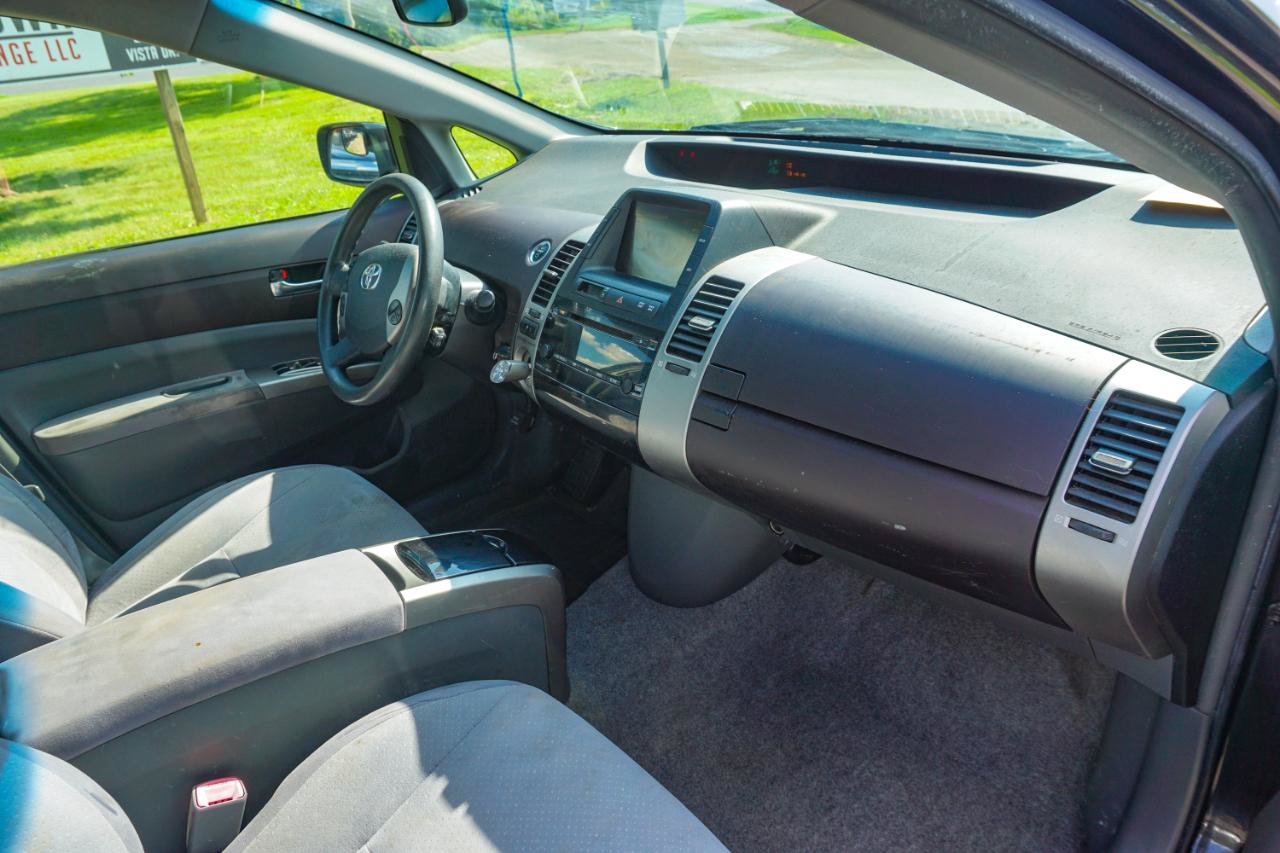 Used 2005 Toyota Prius FWD image 19