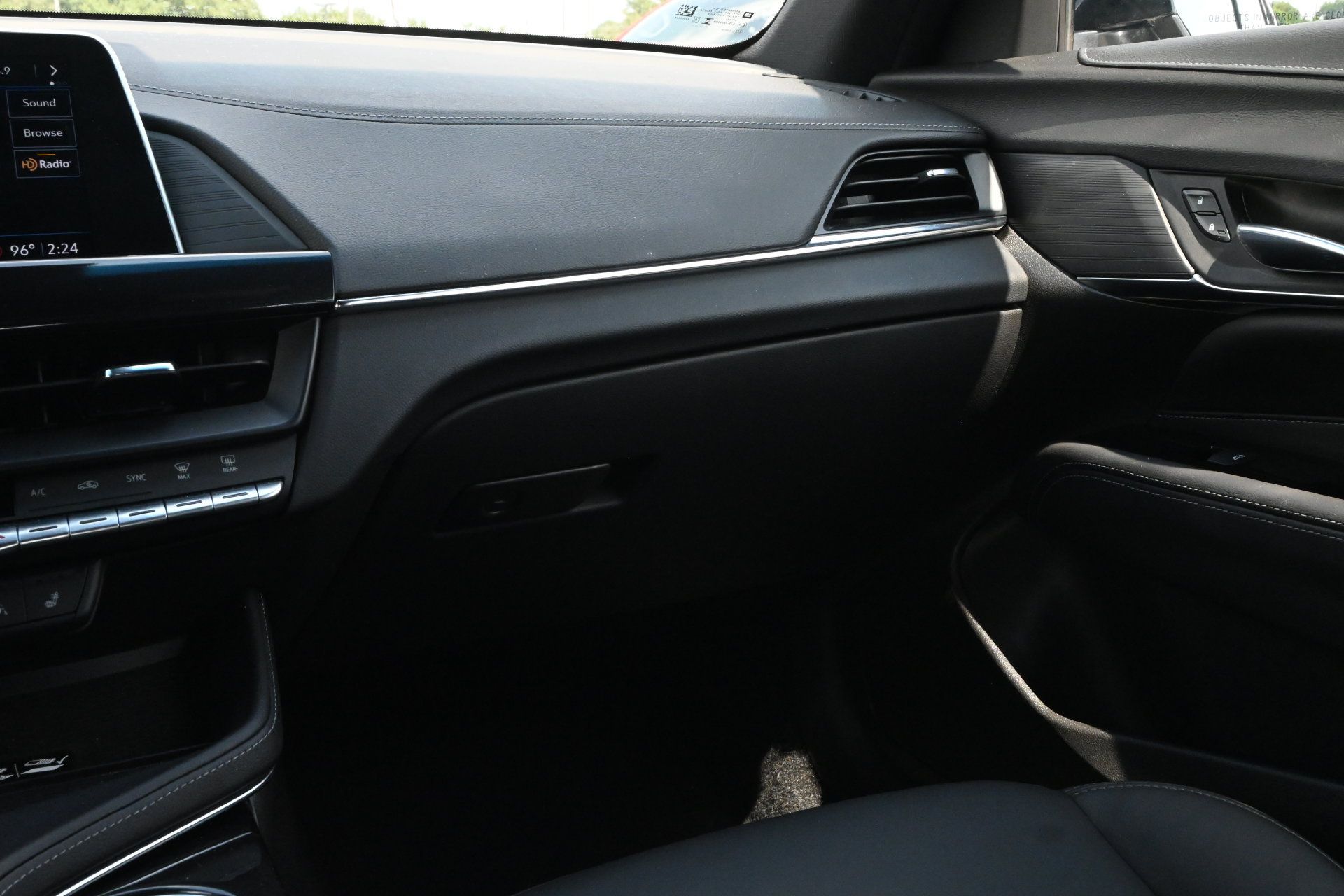 Certified 2026 Cadillac CT4 Luxury RWD image 8