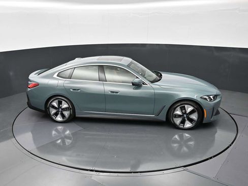 New 2026 BMW i4 eDrive40 w/ Premium Package RWD image 11