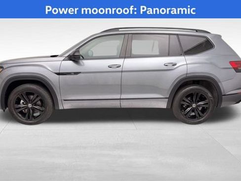Used 2023 Volkswagen Atlas SEL R-Line AWD/4WD image 6