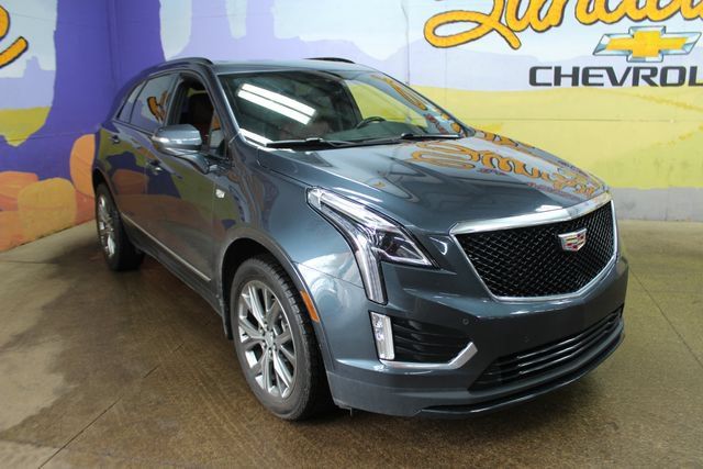 Used 2021 Cadillac XT5 Sportv AWD/4WD image 3