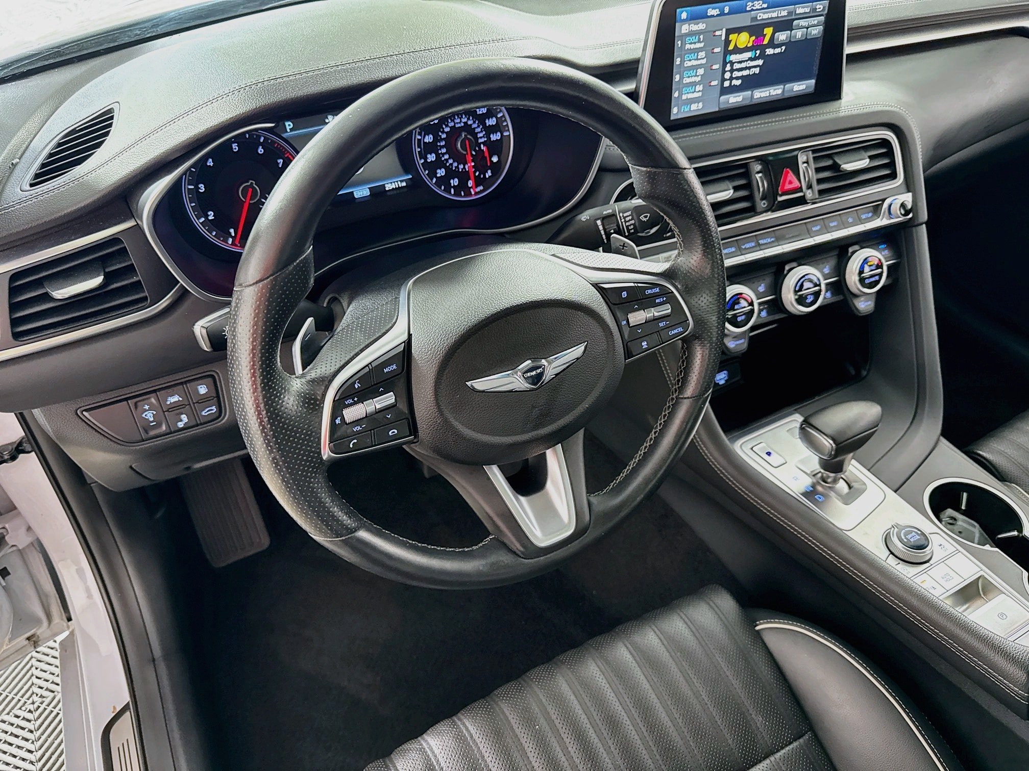 Used 2019 Genesis G70 2.0T Advanced w/ Elite Package AWD/4WD image 25