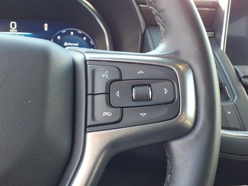 Used 2023 Chevrolet Tahoe Z71 w/ Luxury Package AWD/4WD image 17