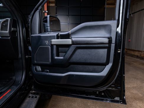 Used 2018 Ford F150 Raptor w/ Equipment Group 802A Luxury image 33