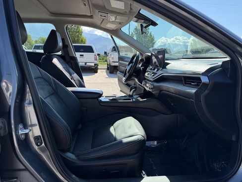 Used 2024 Nissan Altima 2.5 SL AWD/4WD image 24