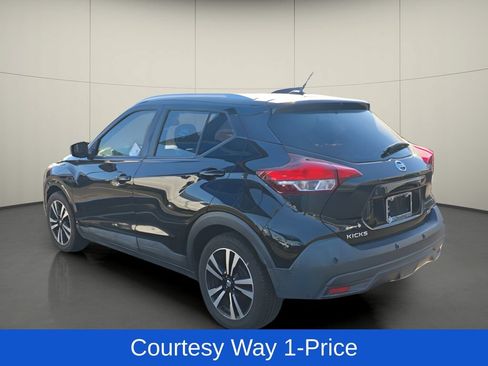 Used 2020 Nissan Kicks SV FWD image 6