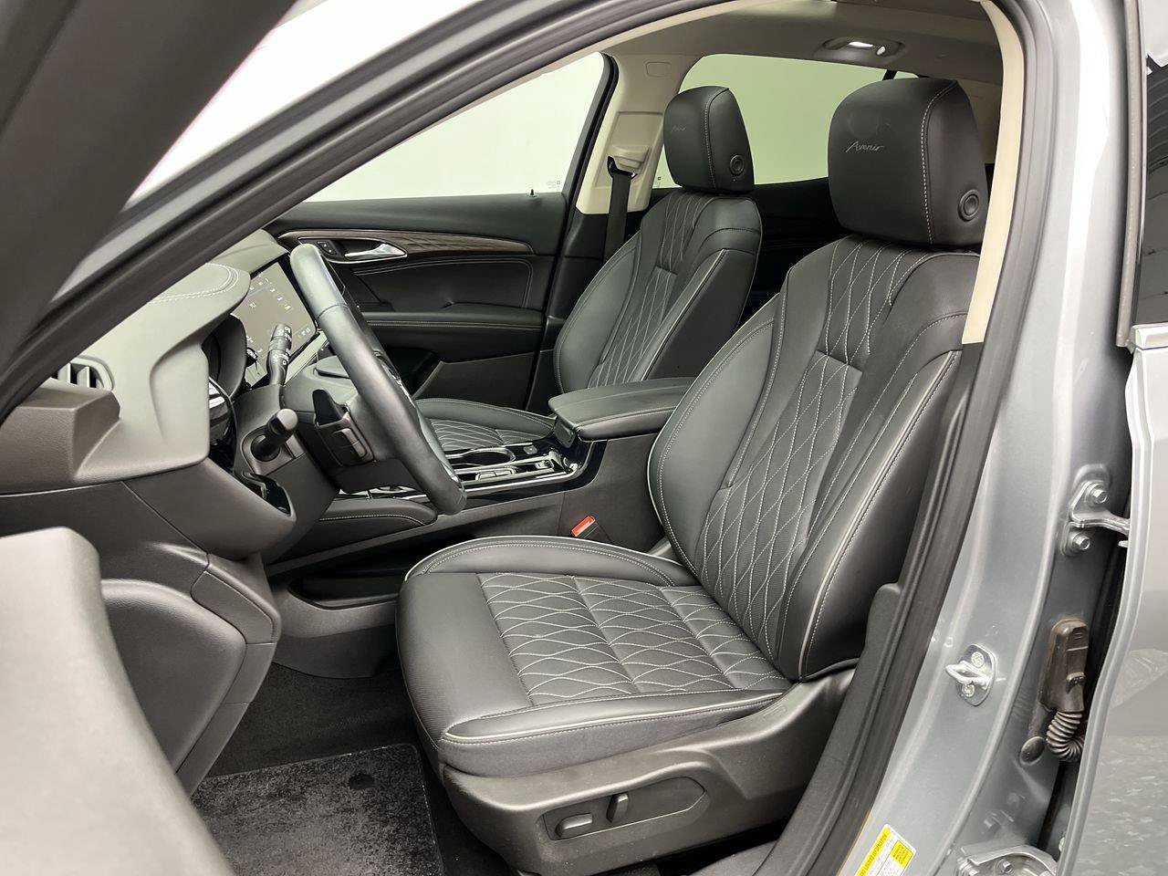 Certified 2023 Buick Envision Avenir AWD/4WD image 10