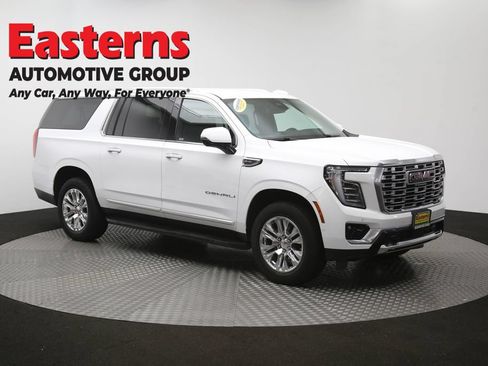 Used 2025 GMC Yukon XL Denali AWD/4WD image 55