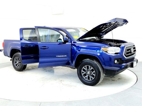 Certified 2023 Toyota Tacoma SR5 image 12